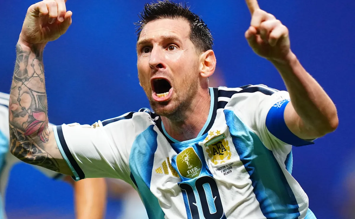 Lionel Messi vai do inferno ao céu e faz a Argentina ir às quartas da Copa do Mundo 2026