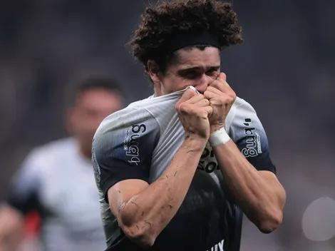 Santos procura Corinthians pelo zagueiro André Ramalho