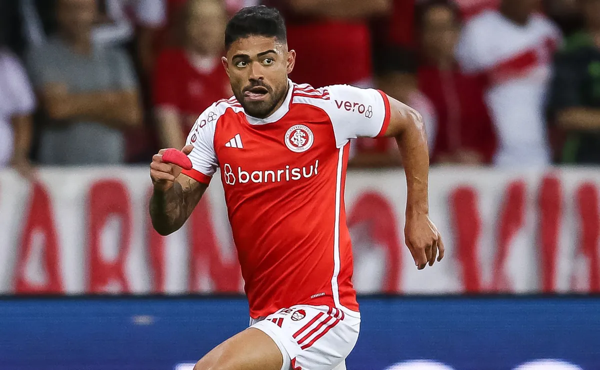 Bruno Tabata lidera ranking de reservas mais utilizados por Pezzolano no Inter em 2026