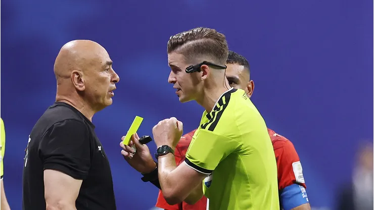 Francois Letexier árbitro de jogo polêmico na Copa.