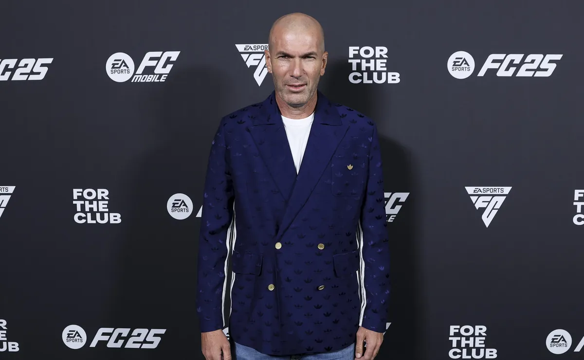Fabio Cannavaro aponta Zidane como favorito para suceder Deschamps na seleção da França