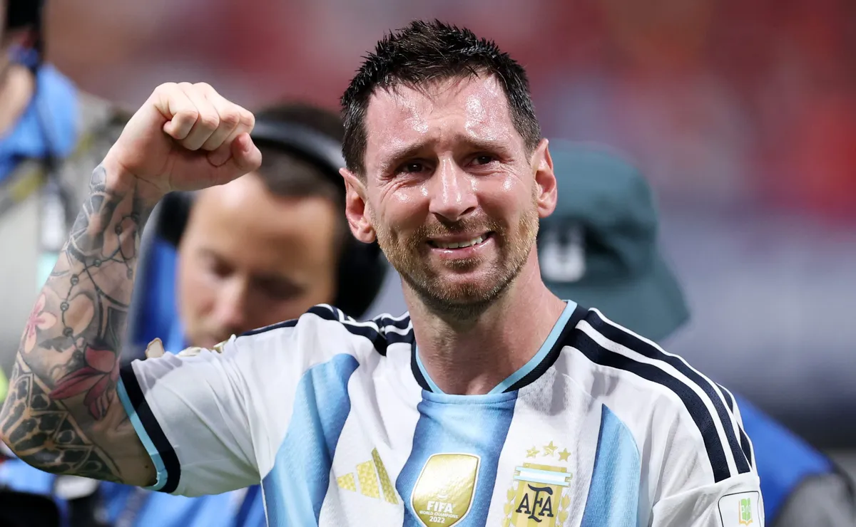 Messi iguala marcas históricas e só cinco Copas tiveram artilheiros com mais gols