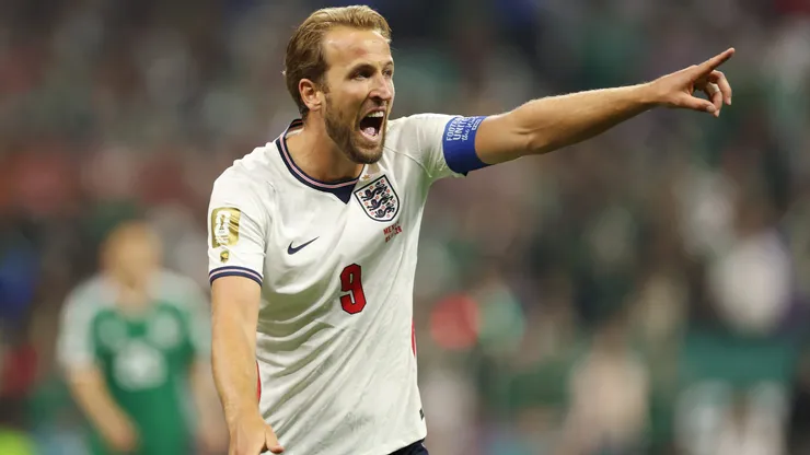 MEXICO CITY, MEXICO - JULY 05: Harry Kane #9 of England during the FIFA World Cup 2026 Round Of 16 match between Mexico and England at Mexico City Stadium on July 05, 2026 in Mexico City, Mexico. (Photo by Michael Steele/Getty Images)