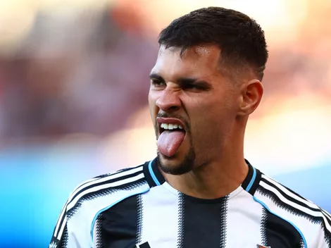 Bruno Guimarães quer sair do Newcastle e jogar pelo Arsenal