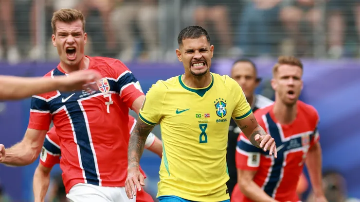 Bruno Guimarães perdeu pênalti contra a Noruega