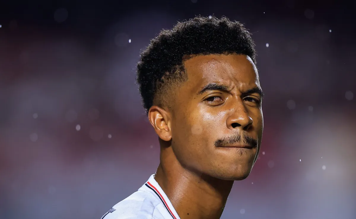 Flamengo nega investimento de R$ 117 milhões e descarta nomes como Danilo e Marcos Antônio