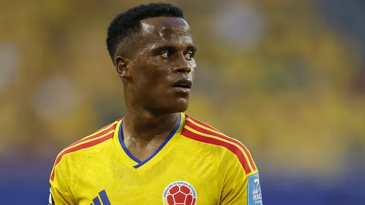 Jhon Arias foi titular da Colômbia em eliminação contra Suíça na Copa do Mundo