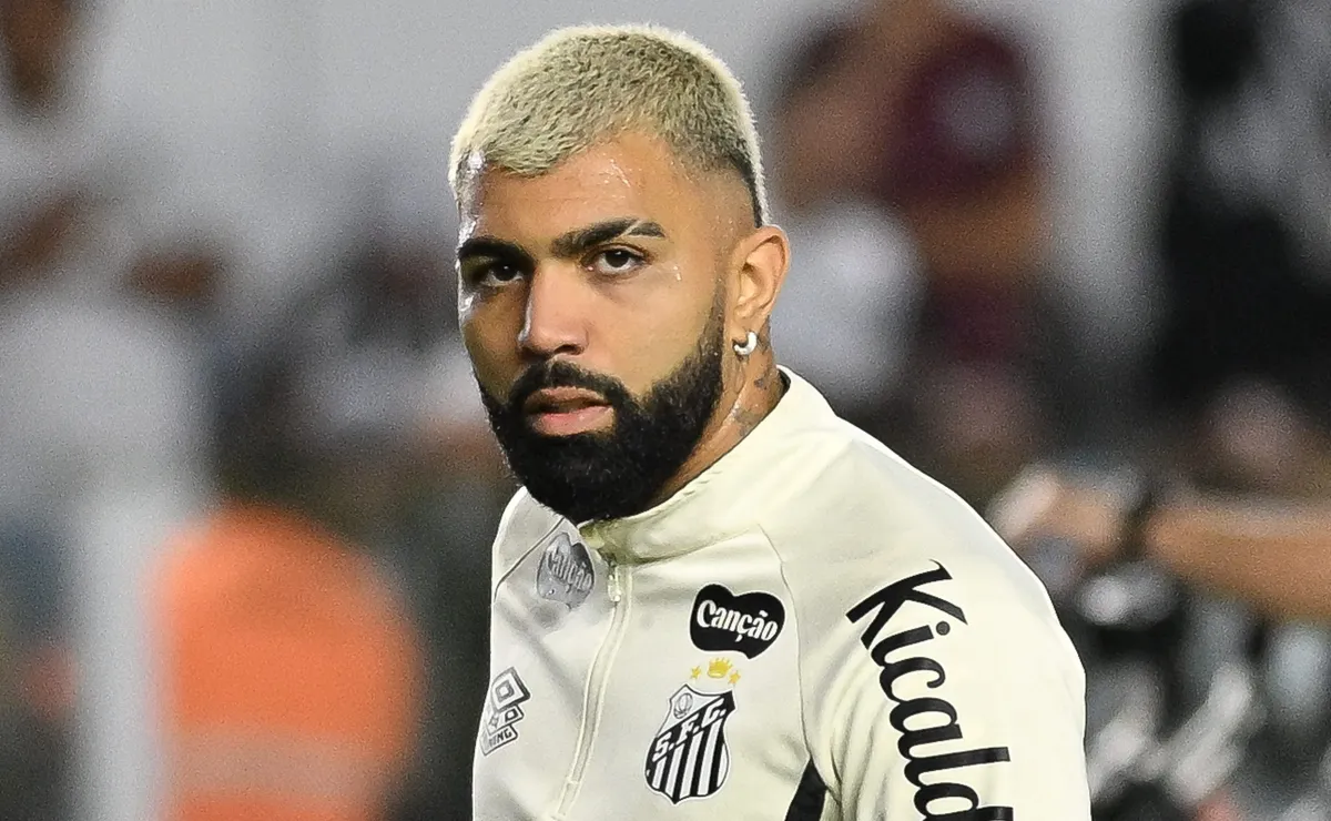 Gabigol tem problema para continuidade no Santos, mas Cruzeiro descarta retorno do atacante