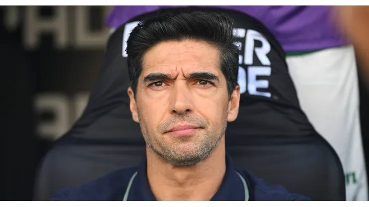 Abel Ferreira no comando do Palmeiras - Foto: Rodrigo Valle/Getty Images