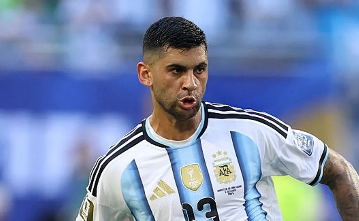 Argentina descarta lesão de Cuti Romero e confirma zagueiro contra a Suíça na Copa do Mundo