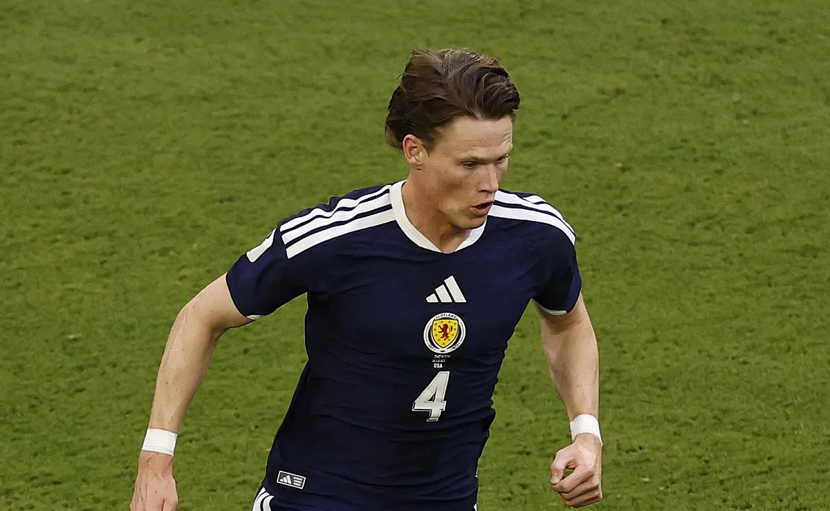 Scott McTominay, que jogou contra o Brasil na fase de grupos, pode estar a caminho do Real Madrid