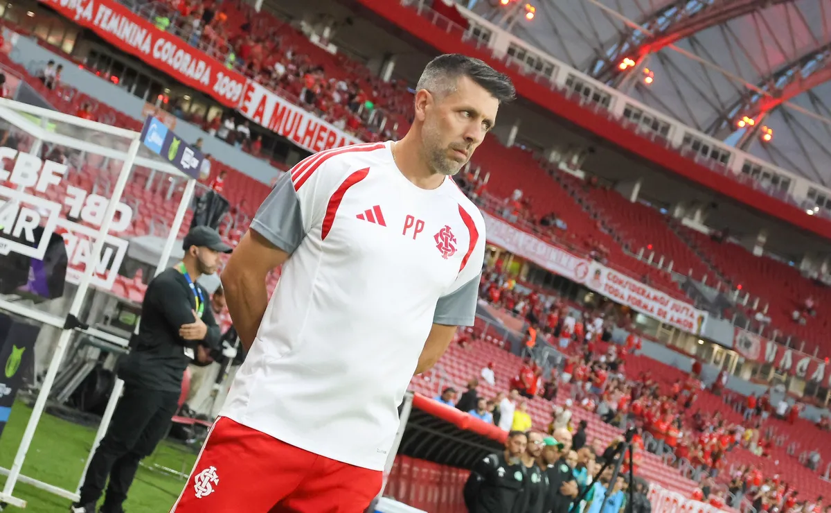 Internacional garante permanência de Paulo Pezzolano após decisão envolvendo a Seleção do Uruguai