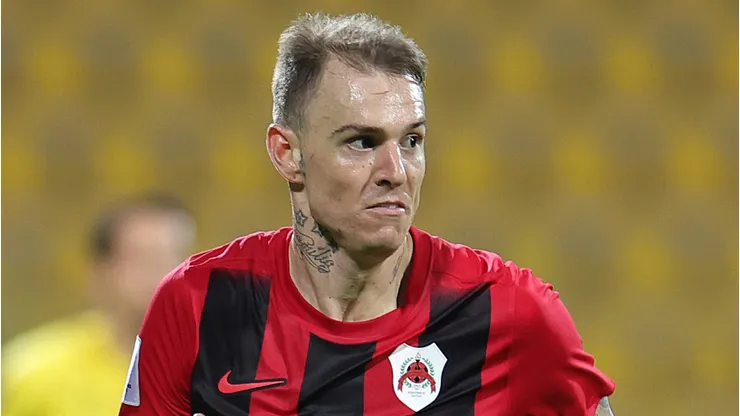 Róger Guedes, atacante do Al-Rayyan, do Catar - Foto: Neville Hopwood/Getty Images