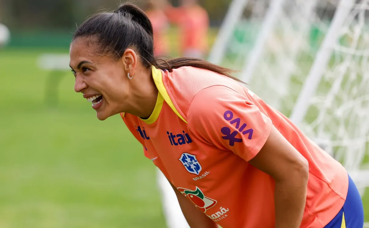 Kathellen compartilha aprendizados de duas Copas do Mundo e projeta futuro da Seleção Brasileira