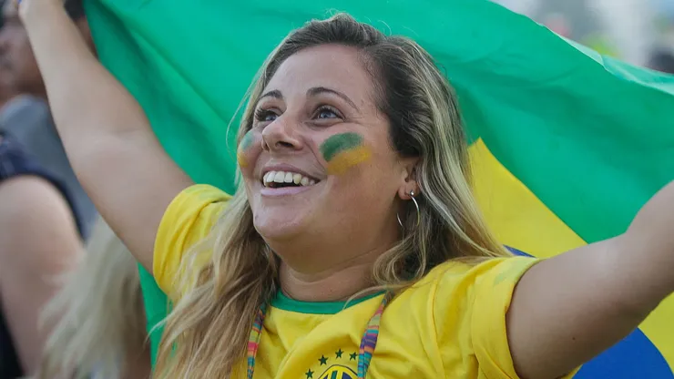 Torcedora da Seleção. Foto: Ruano Carneiro/AGIF
