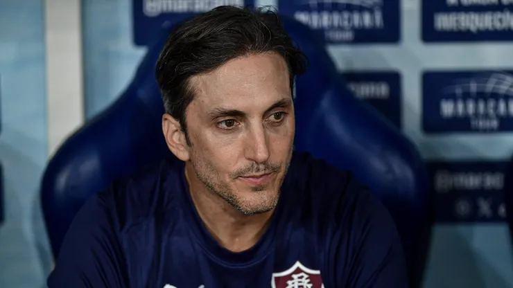 Luis Zubeldia tecnico do Fluminense durante partida contra o Nova Iguacu no estadio Maracana pelo campeonato Amistoso.