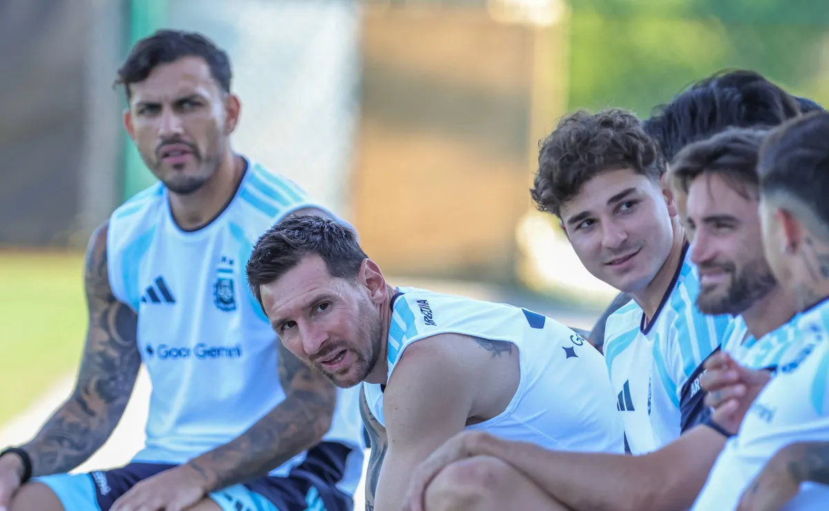 Argentina liga alerta com pressão mundial sobre árbitros antes de encarar a Suíça