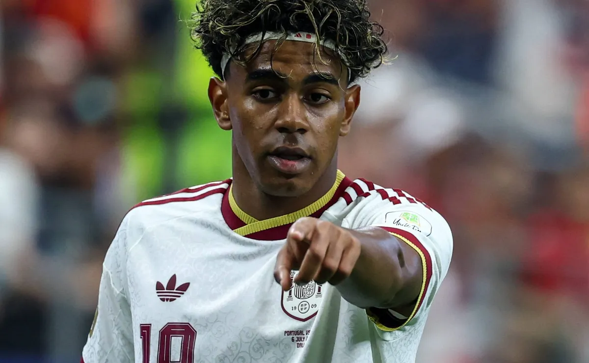 Lamine Yamal comenta eliminação do Brasil na Copa e cita Neymar: “Marcaram a infância de todos”