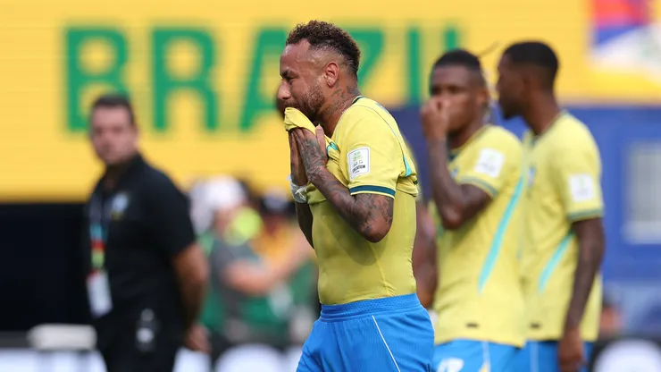 Neymar lamenta eliminação do Brasil na Copa. Foto: Buda Mendes/Getty Images