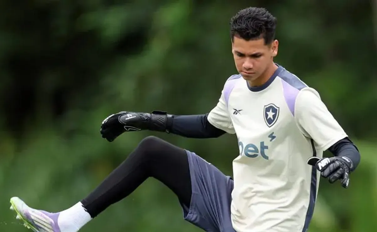 Botafogo recua o goleiro Cristhian Loor ao sub-20 e ajusta elenco para 2026