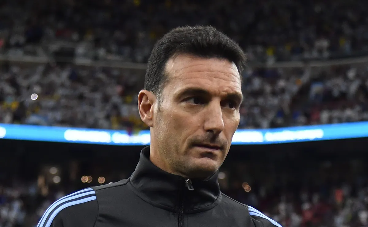 Scaloni realiza testes, mas deve repetir a mesma escalação na Argentina para encarar a Suíça na Copa