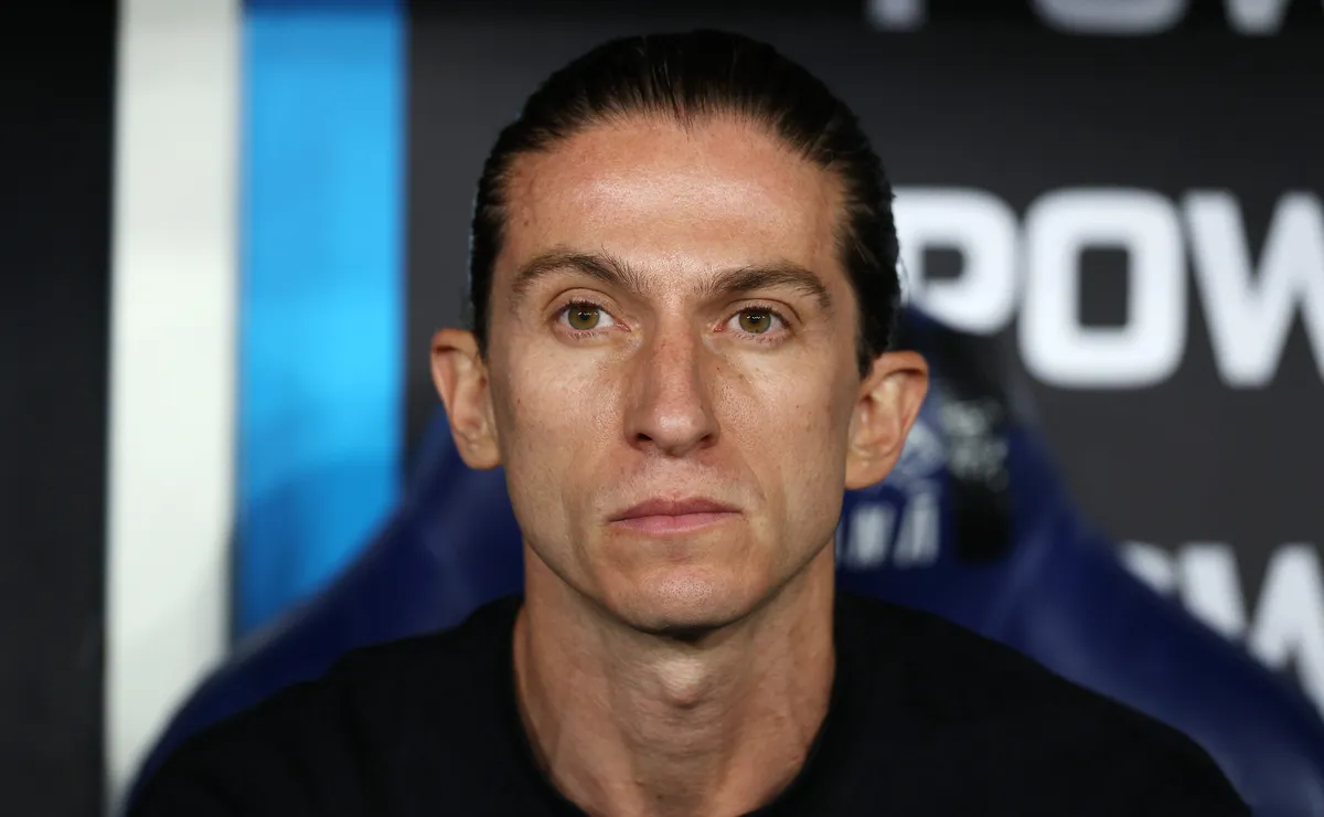 Monaco descarta investida por jogadores do Flamengo após chegada de Filipe Luís