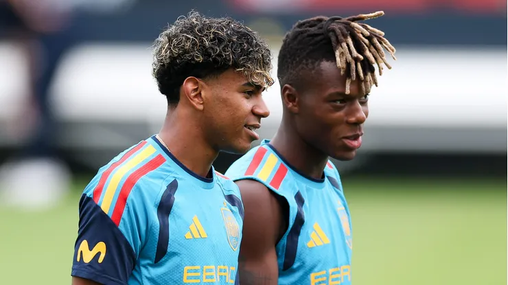 Nico Williams defendeu Yamal após críticas.