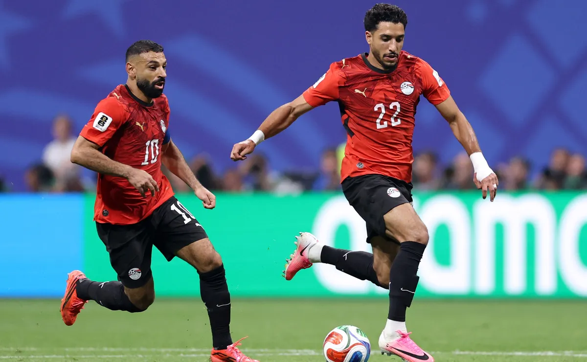 Egito transforma retorno da seleção em festa nacional após campanha inédita na Copa do Mundo
