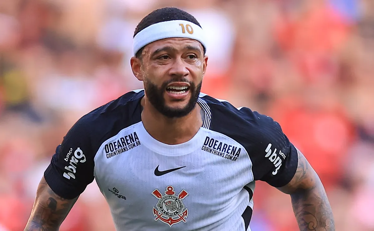 Memphis Depay, do Corinthians, é especulado como substituto imediato de Gignac no Tigres, do México