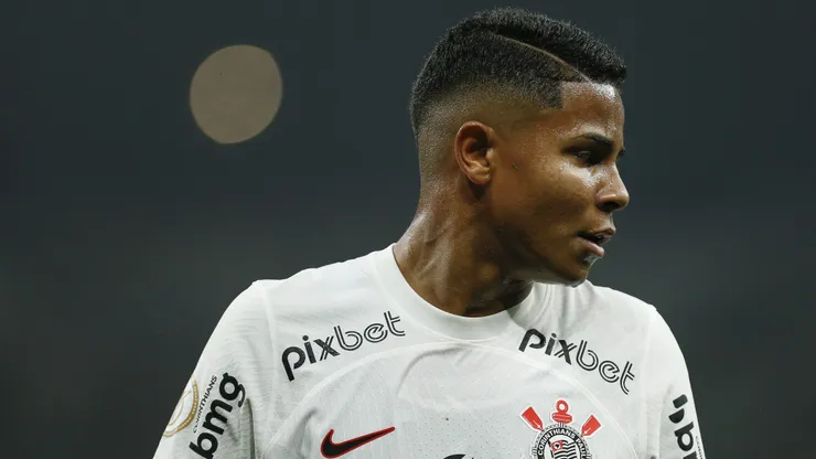 Wesley está próximo de voltar ao Corinthians.