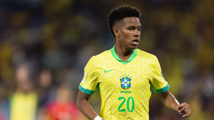 Estêvão ficou de fora da Copa 2026 por lesão. Foto: Ruano Carneiro/Getty Images