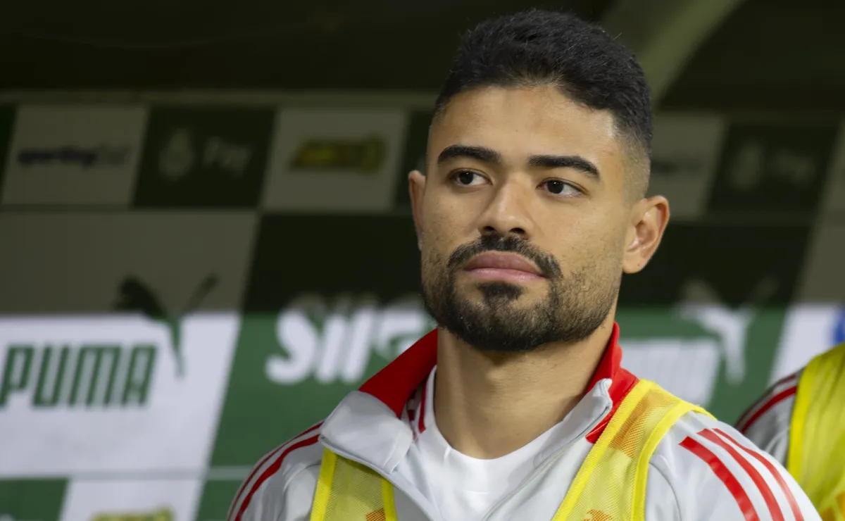 Athletico-PR monitora Bruno Tabata, mas pode esbarrar em alto custo no Internacional