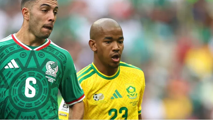 Adams em ação na abertura da Copa contra o México. Carl Recine/Getty Images