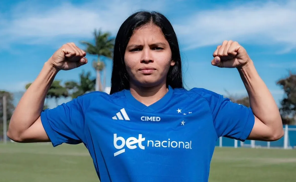 Cruzeiro anuncia a contratação da atacante Radija, que estava no América-MG