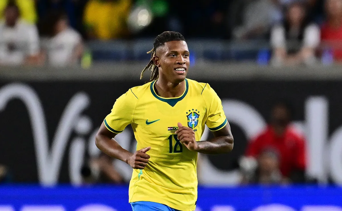 Palmeiras sai atrás por Danilo após Zenit abrir conversas com o Botafogo