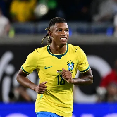 Palmeiras vê Zenit intensificar as negociações para fechar com Danilo