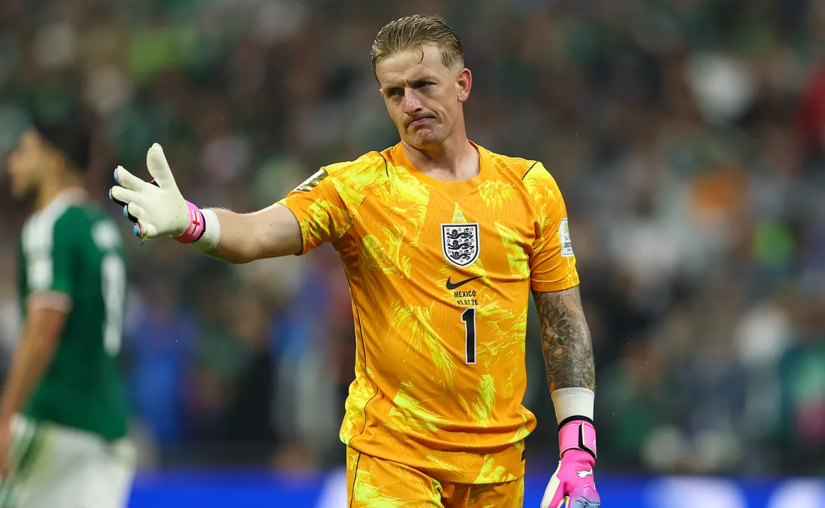 Jordan Pickford quebra recorde da Inglaterra e se torna o goleiro com mais jogos em Copas