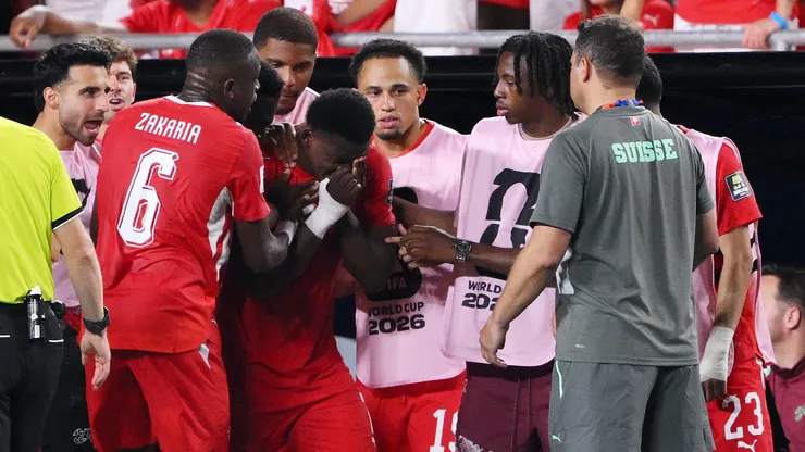 Embolo foi expulso e saiu chorando em Suiça x Argentina pela Copa do Mundo. Foto: David Ramos/Getty Images