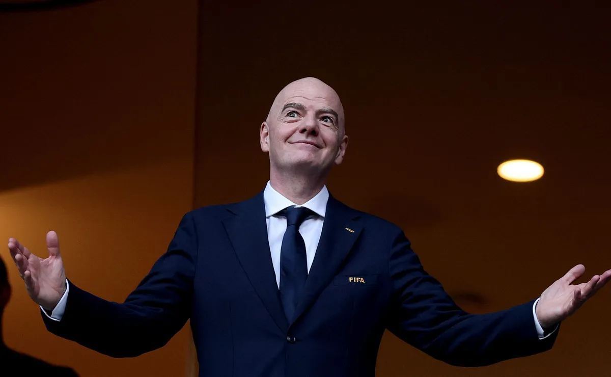 Infantino admite que Fifa estudará ampliar a Copa do Mundo para 64 seleções
