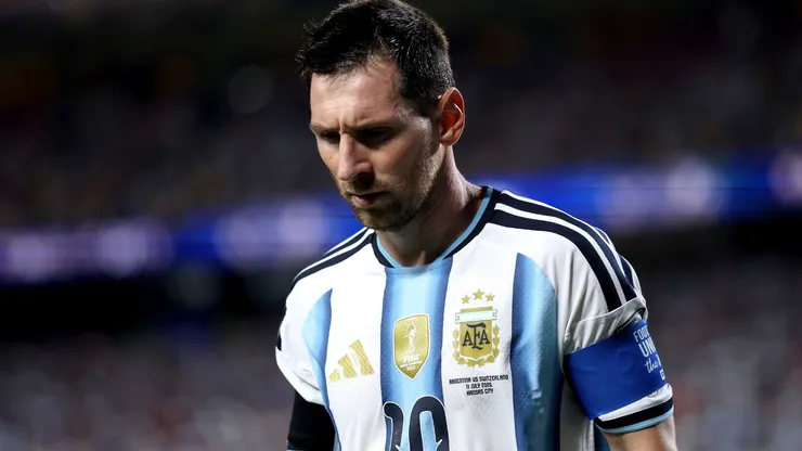 Messi quebra expectativa antes da Inglaterra e revela preocupação com a Argentina na Copa - Foto Lars BaronGetty Images