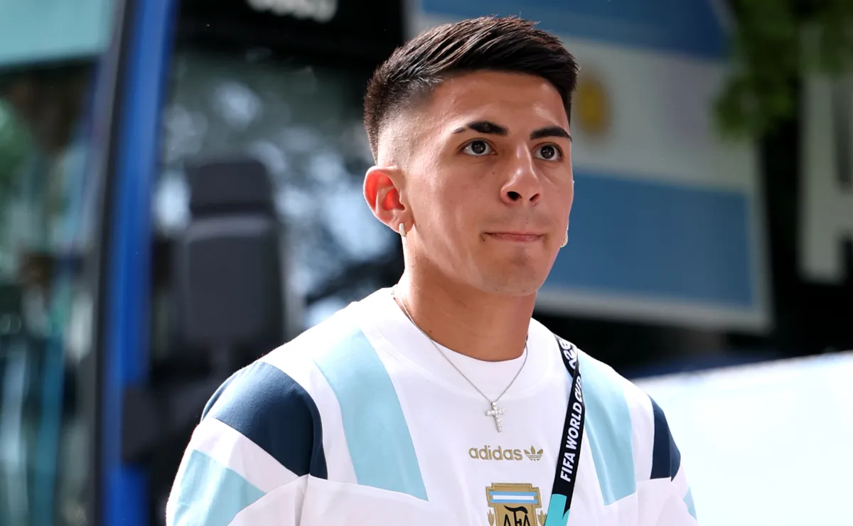 Thiago Almada valoriza vitória dramática da Argentina: “Estamos acostumados a sofrer”