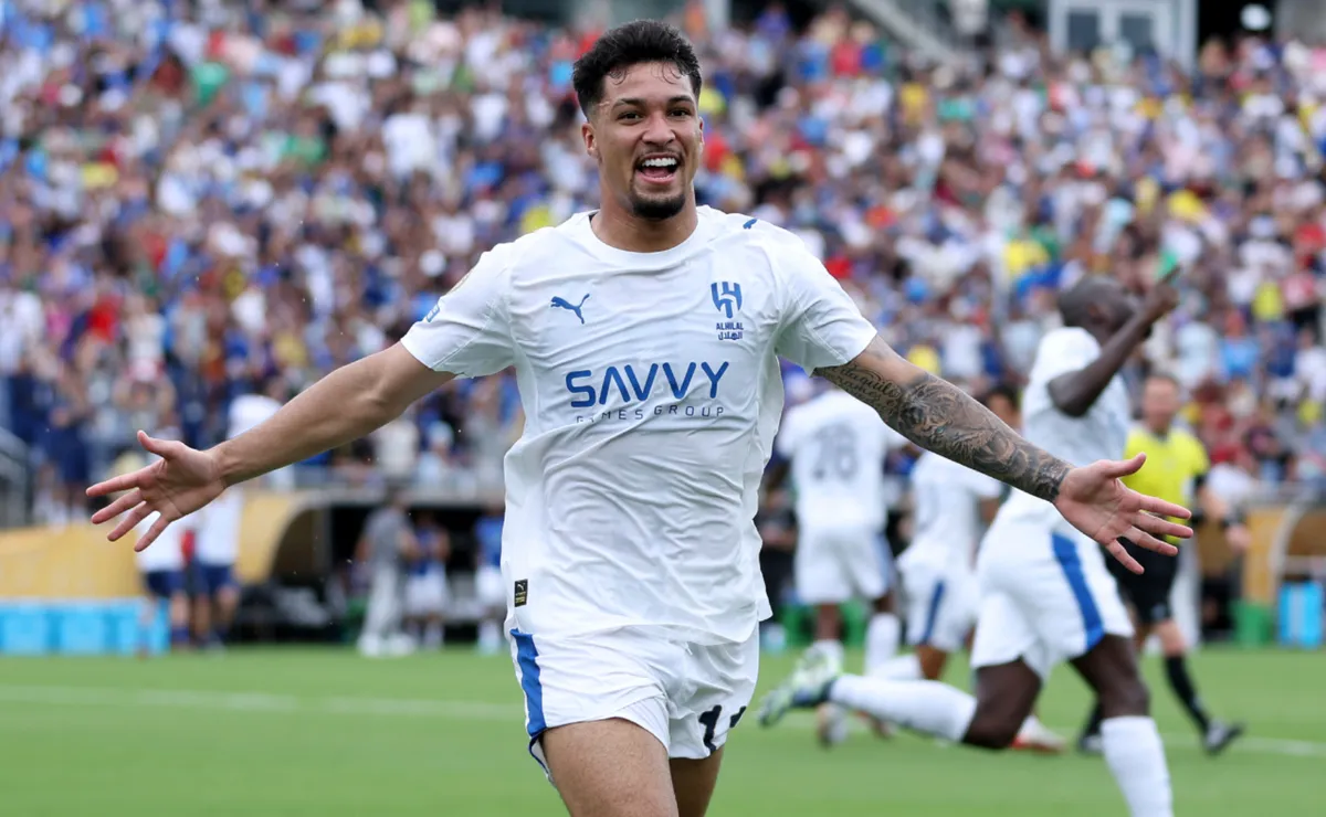 Ajax acerta contratação de Marcos Leonardo, ex-Santos, por € 19 milhões, diz jornalista