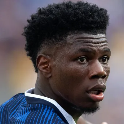 Deschamps confirma Tchouaméni de titular contra a Espanha