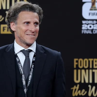 Uruguai fecha com Diego Forlán para o comando técnico