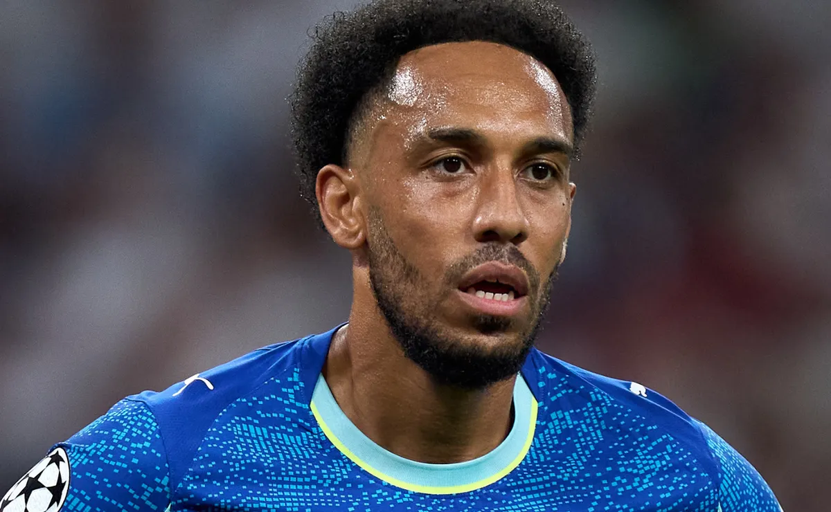 Marseille define valor para liberar Aubameyang e Vasco pode reabrir negociações nos bastidores