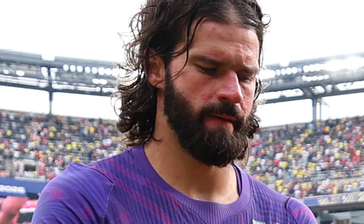 Alisson não está descartado e pode seguir com Ancelotti em novo ciclo da Seleção Brasileira