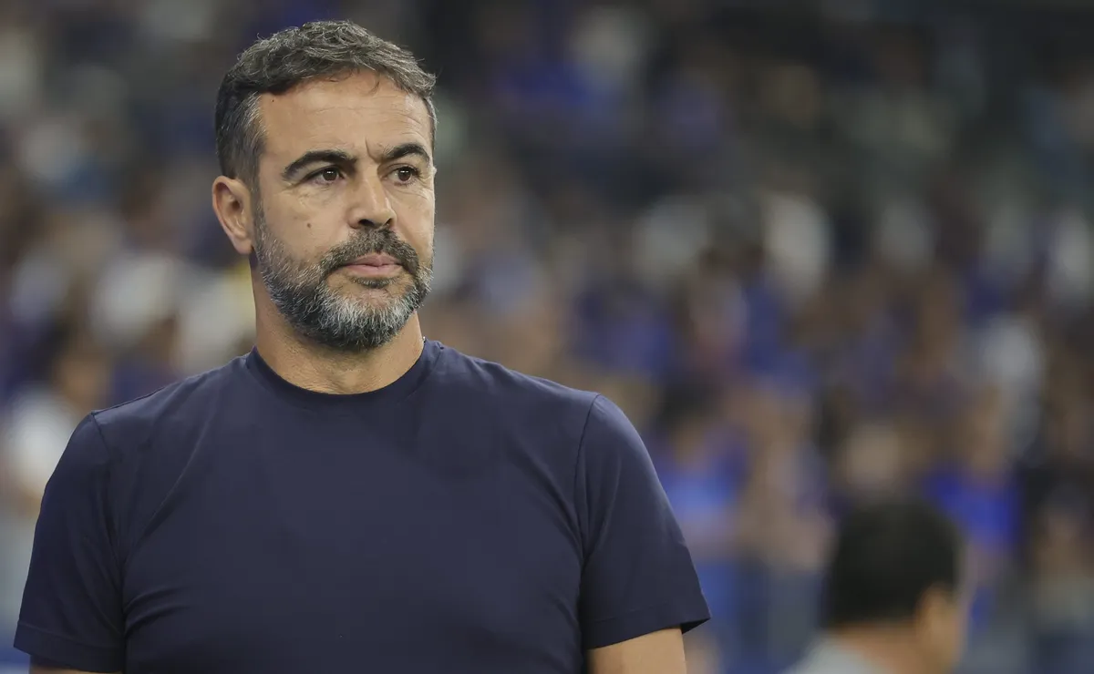 Após amistoso, Artur Jorge fala sobre reforços no Cruzeiro e revela: “Não estamos de torneira aberta”