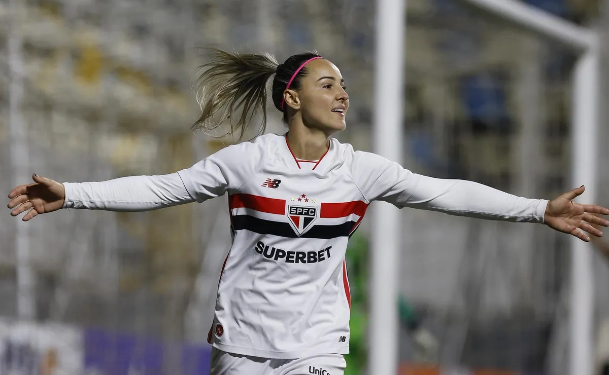 São Paulo vence o Taubaté e sobe para a vice-liderança do Paulistão Feminino
