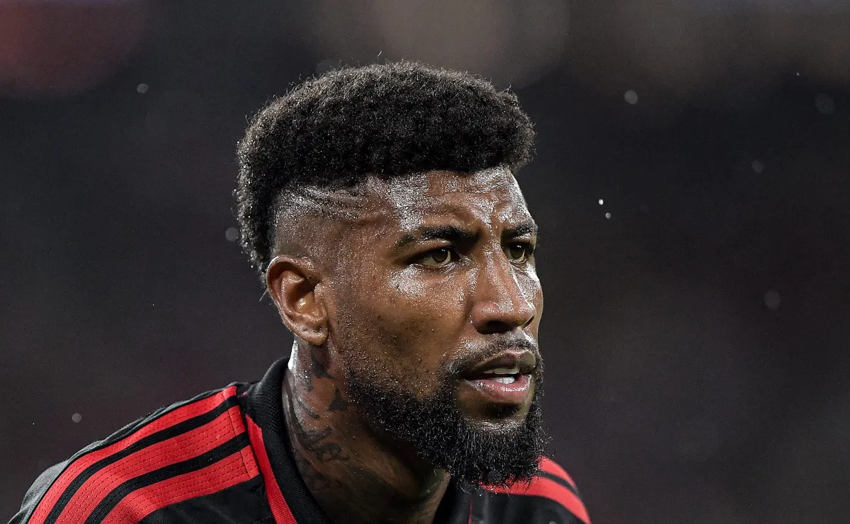 Flamengo busca um camisa 10 e só venderá Emerson Royal se encontrar reposição para a lateral