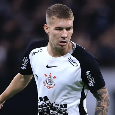 Charles volta a atuar pelo Corinthians após três meses
